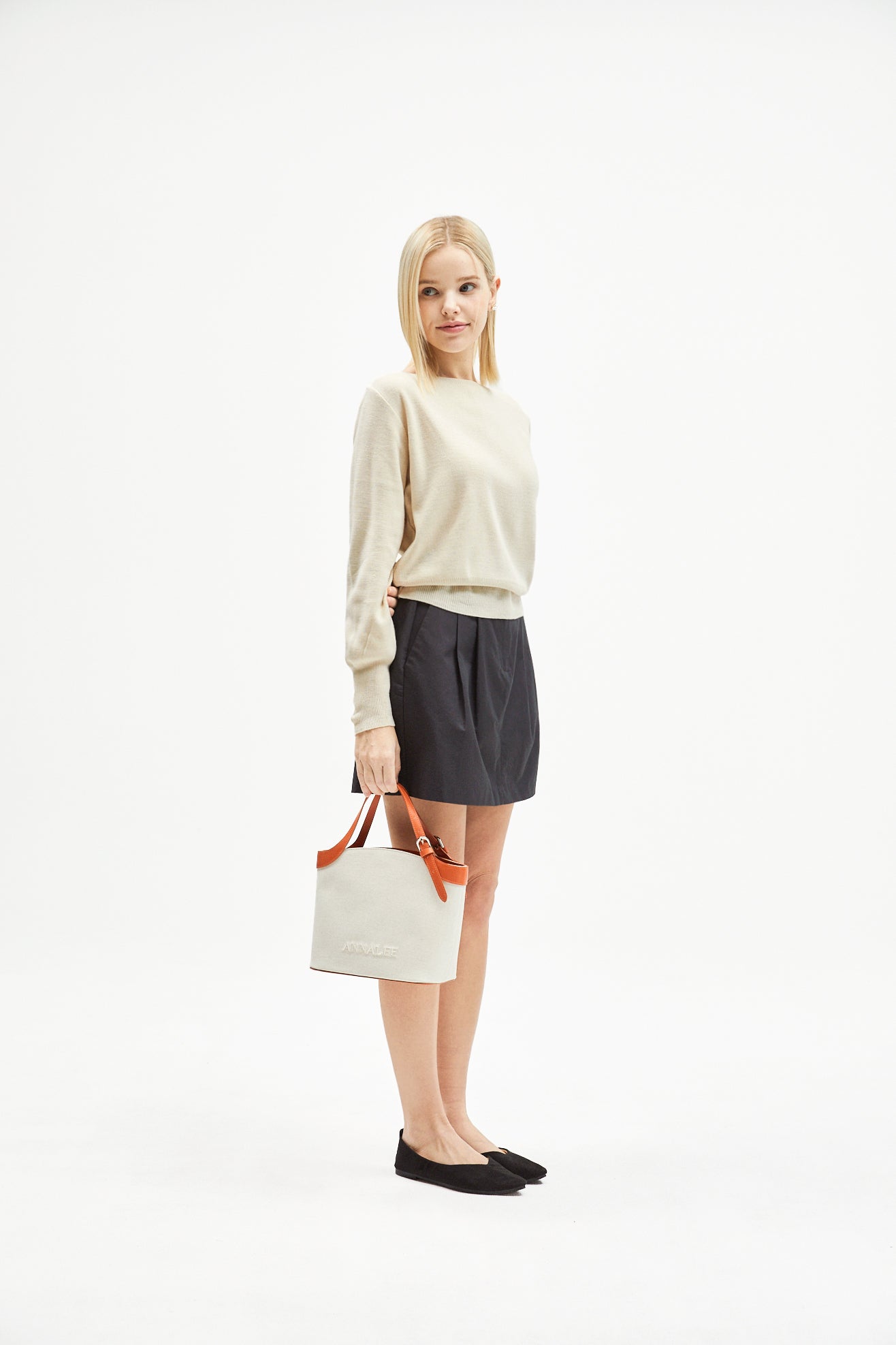 Aileen Canvas Bag L / Brown