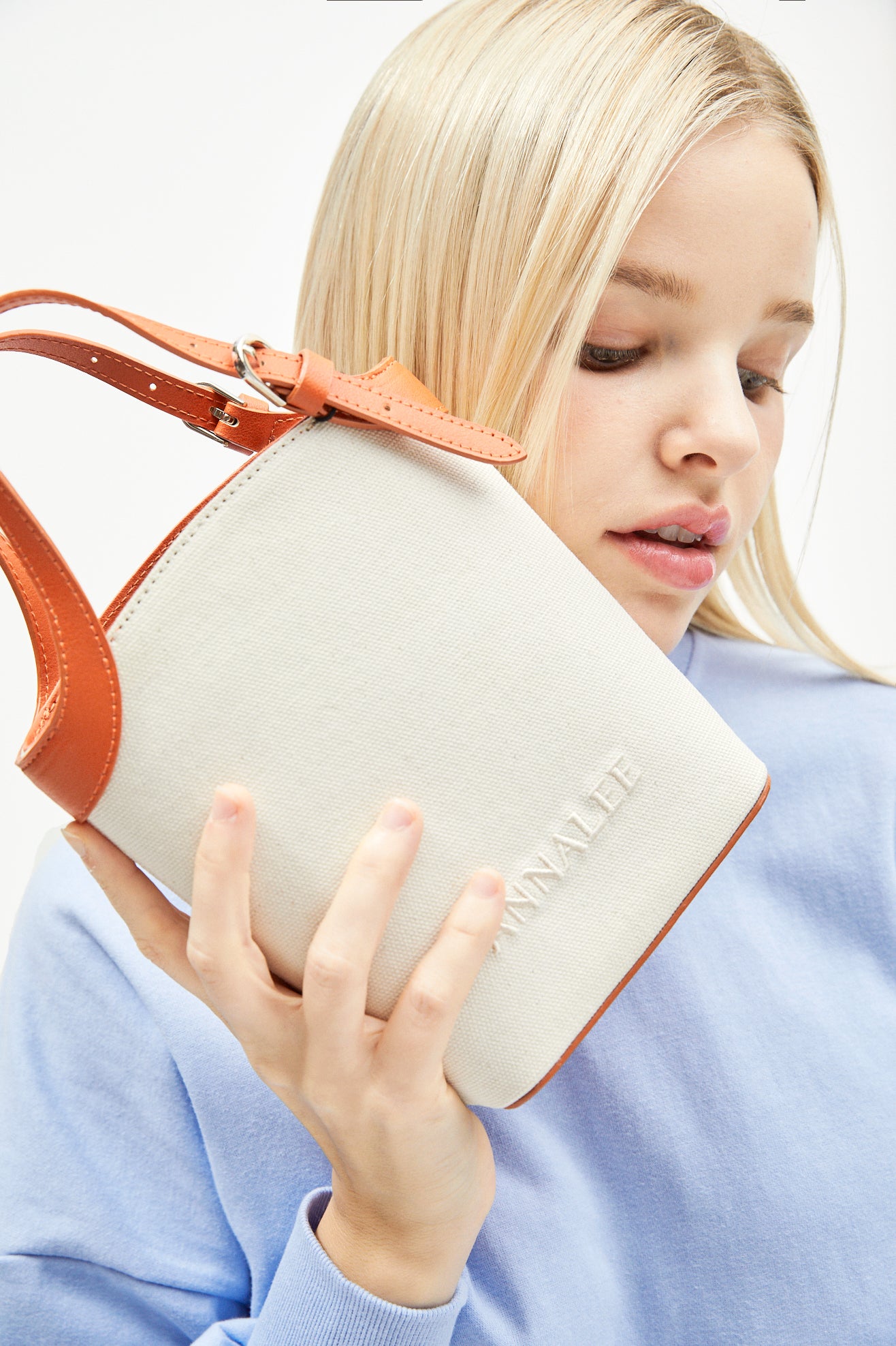 Aileen Canvas Bag S / Brown